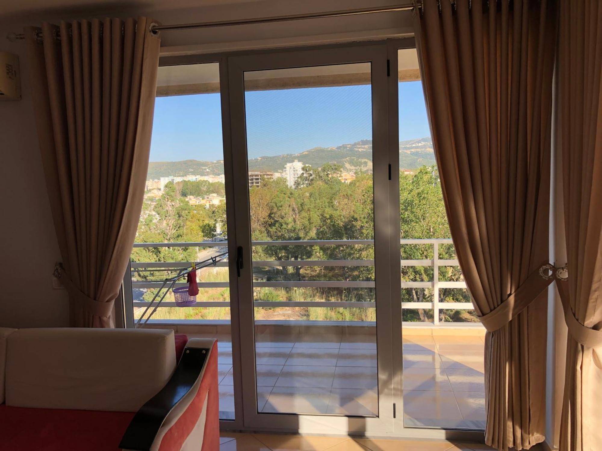 Apartament Vlore Apartment *